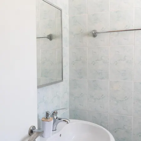 Sunny Side מלון 3*