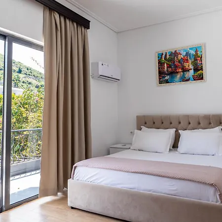 Sunny Side Otel 3*