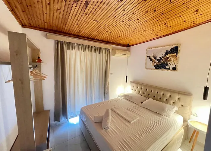 Hotel Sunny Side Sarandë