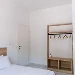 Sunny Side Hotel