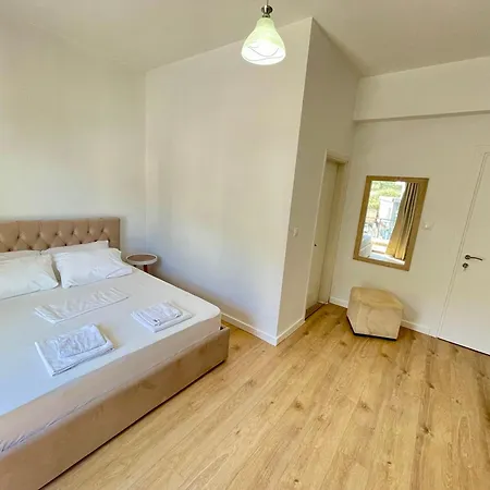 Hotel Sunny Side Sarandë