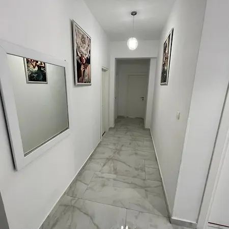 Sunny Side Hotel 3*