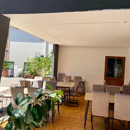Sunny Side Hotel 3*