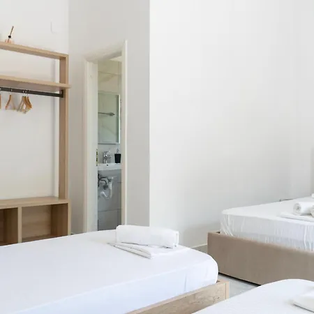 Sunny Side Hotel